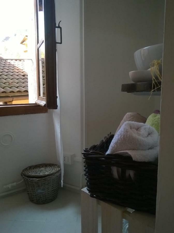 Al Vicolo Del Gallo Varallo Extérieur photo