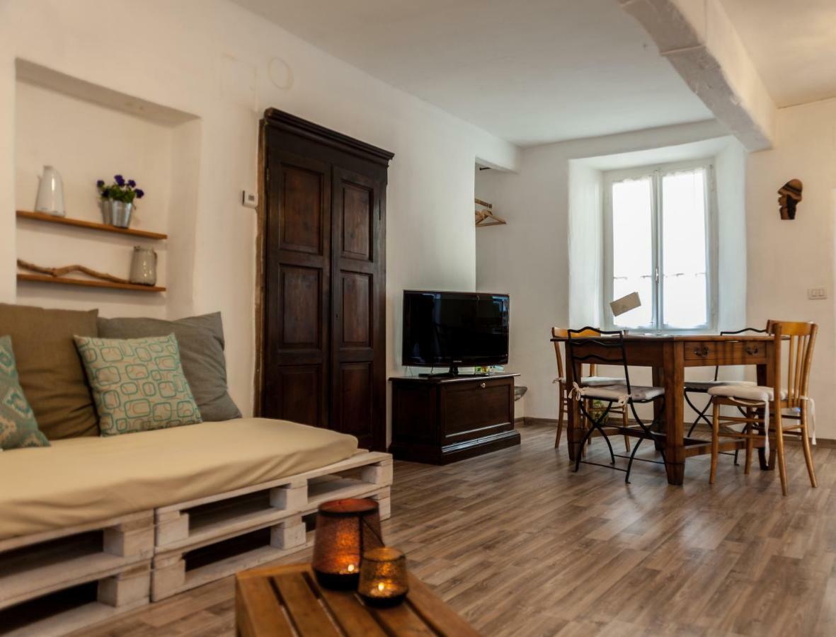 Al Vicolo Del Gallo Varallo Extérieur photo