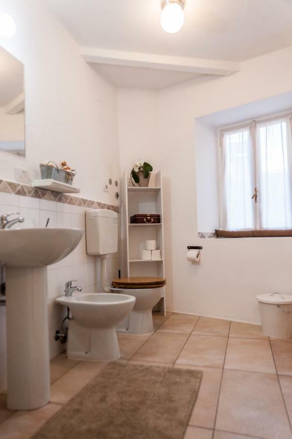 Al Vicolo Del Gallo Varallo Extérieur photo
